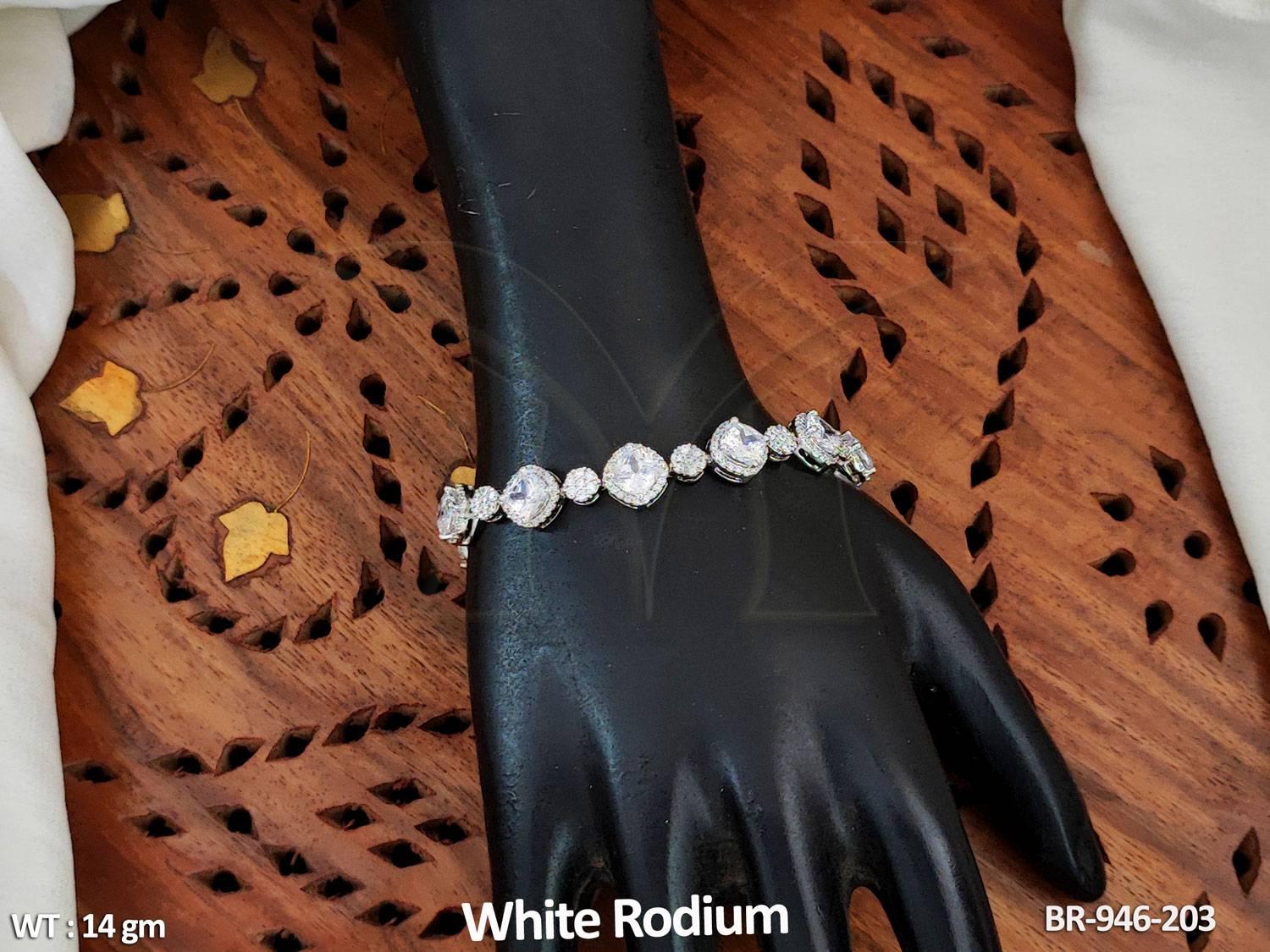 BR-946-203-WHITE