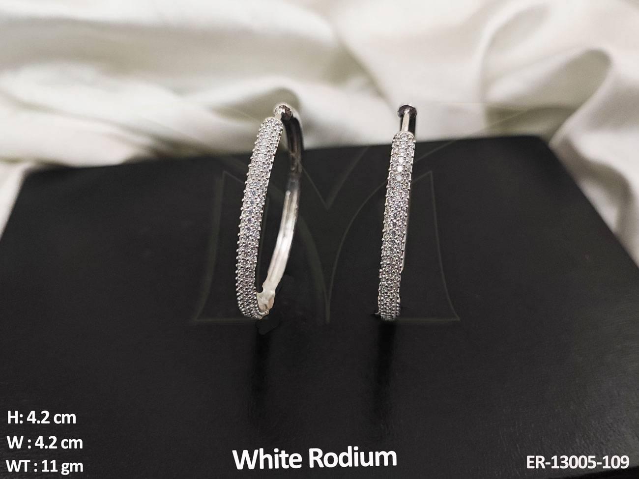 ER-13005-109-WHITE