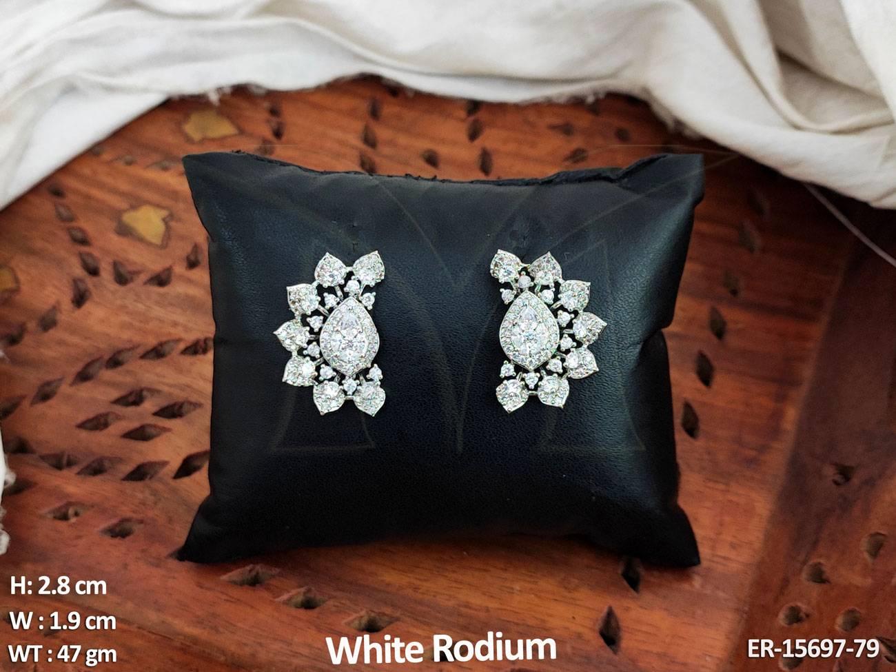 ER-15697-79-WHITE