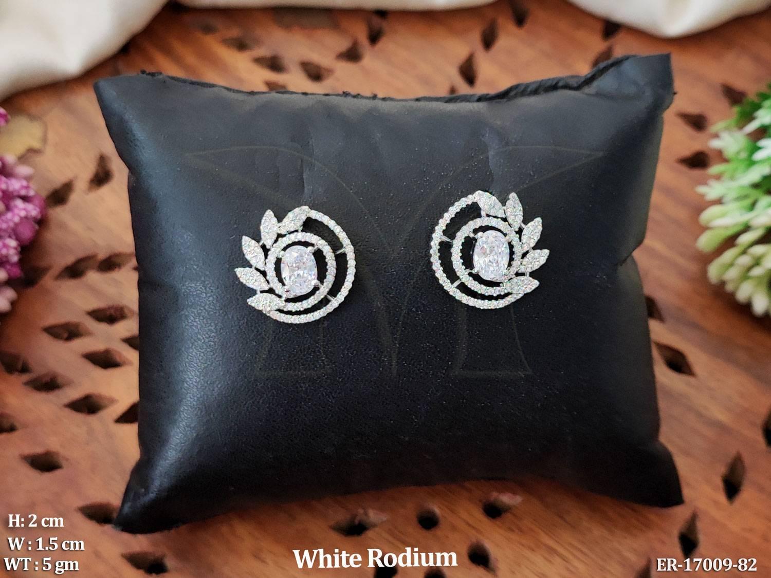 ER-17009-82-WHITE