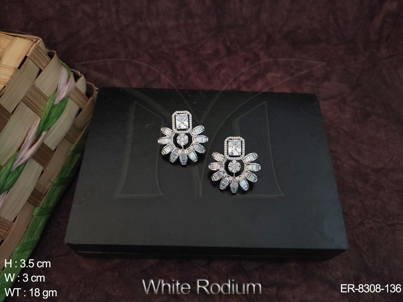 ER-8308-136-WHITE