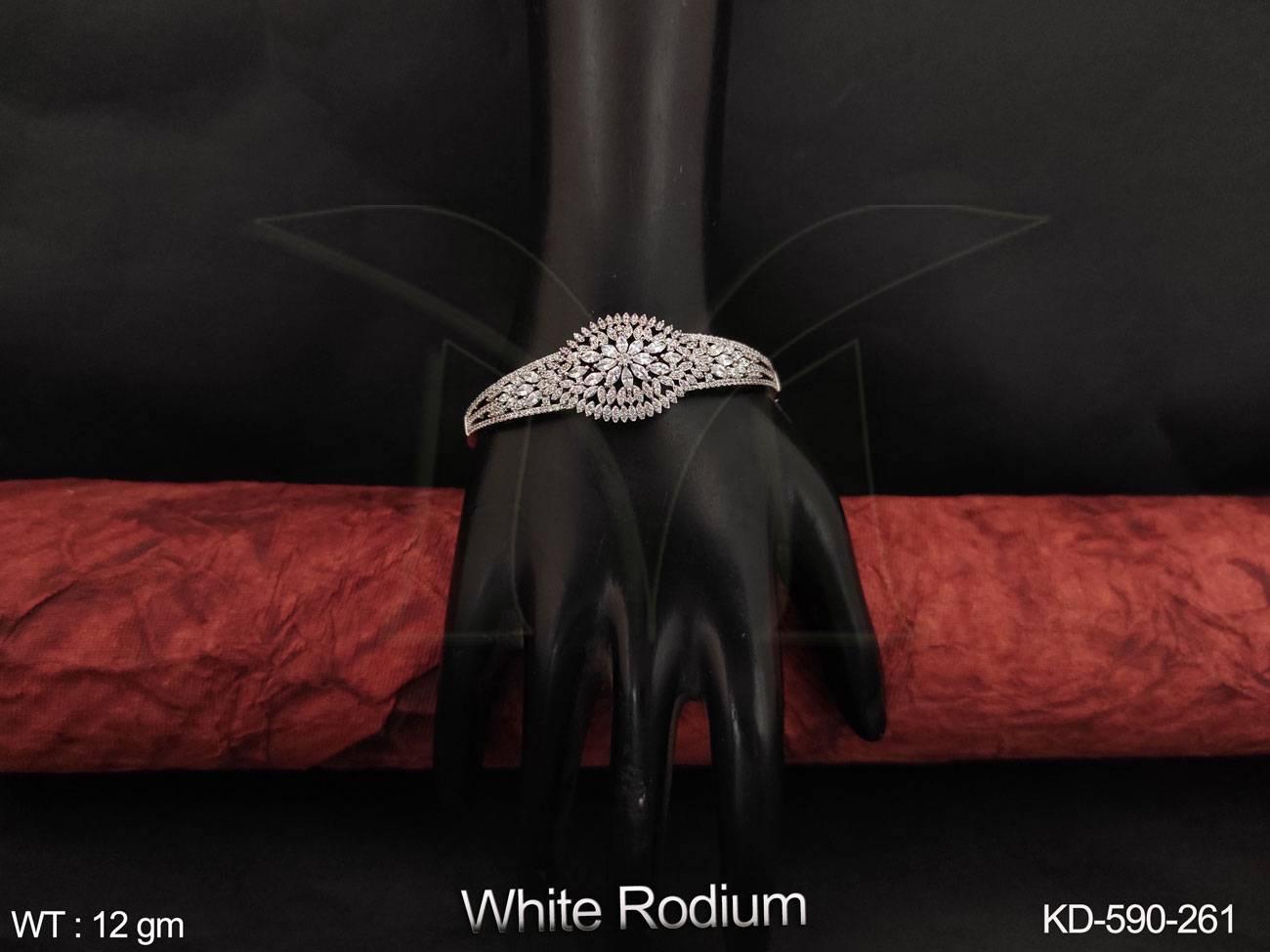 KD-590-261-WHITE
