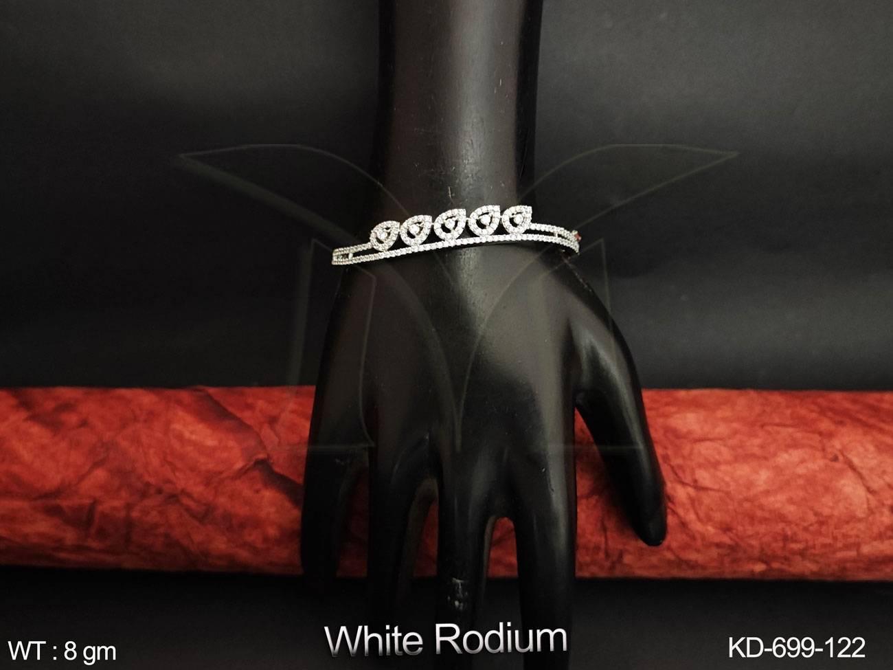 KD-699-122-WHITE