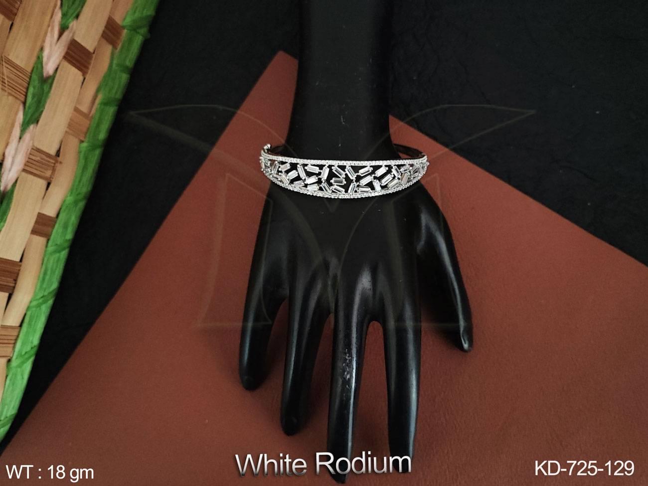 KD-725-129-WHITE