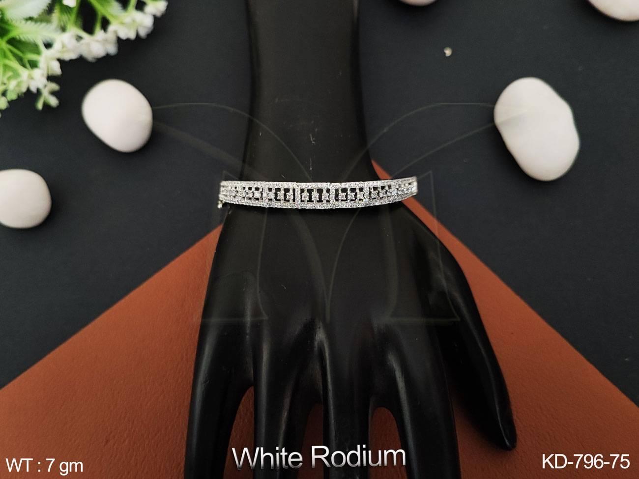 KD-796-75-WHITE