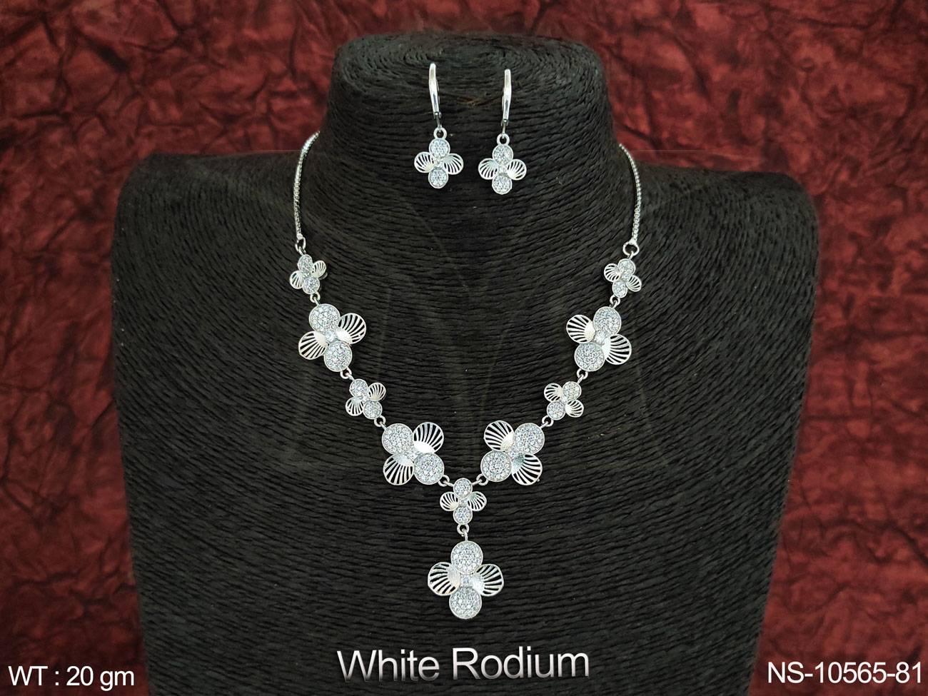 NS-10565-81-WHITE