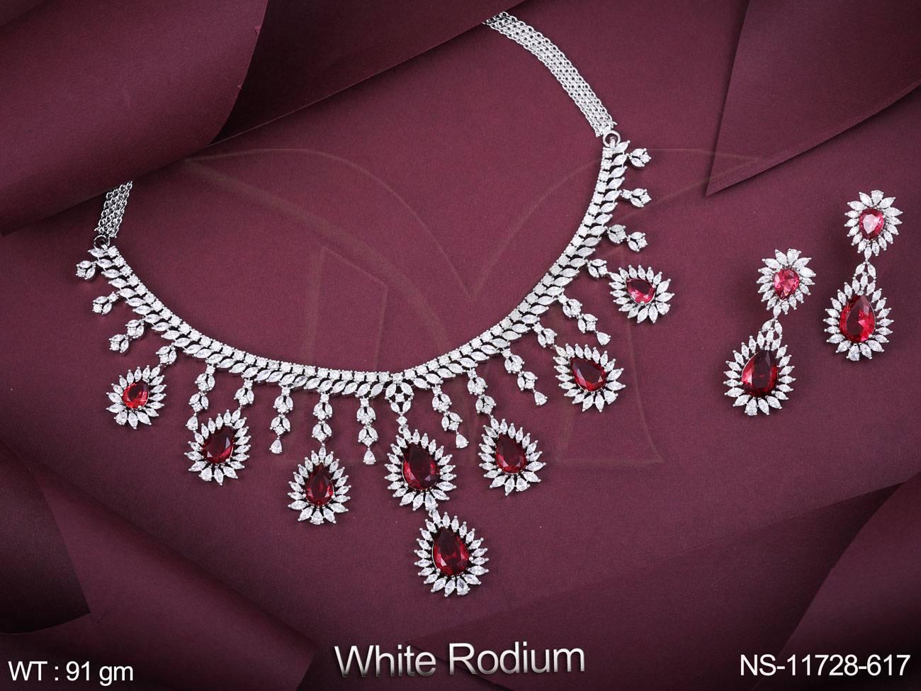 NS-11728-617-RED