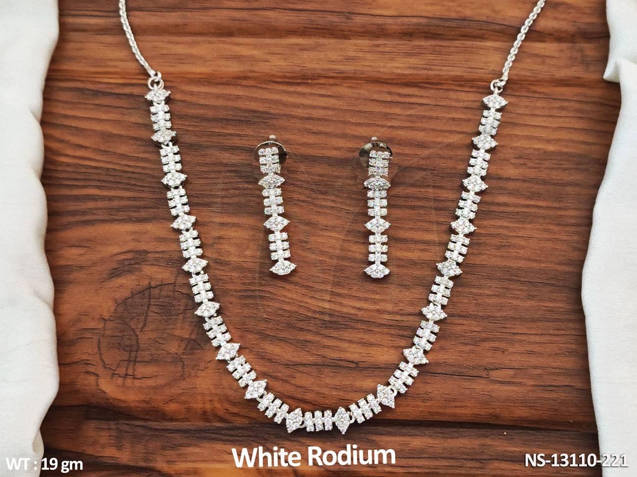 NS-13110-221-WHITE