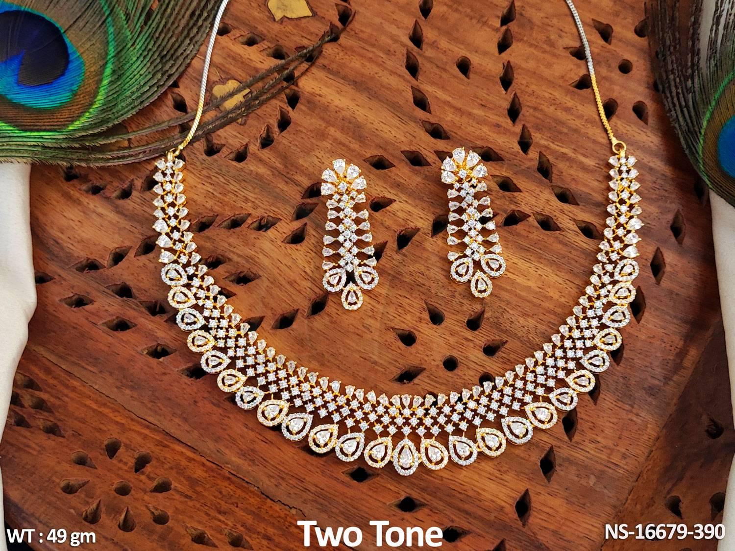 NS-16679-390-WHITE