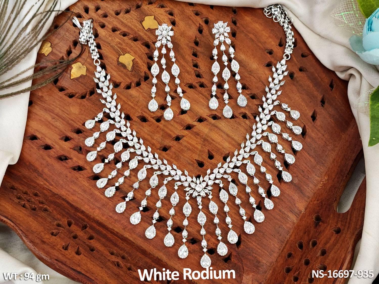 NS-16697-935-WHITE