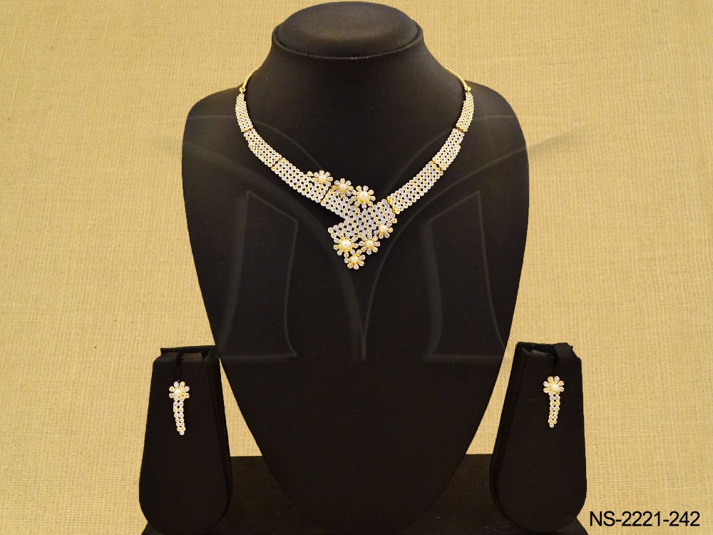 NS-2221-242-PEARL