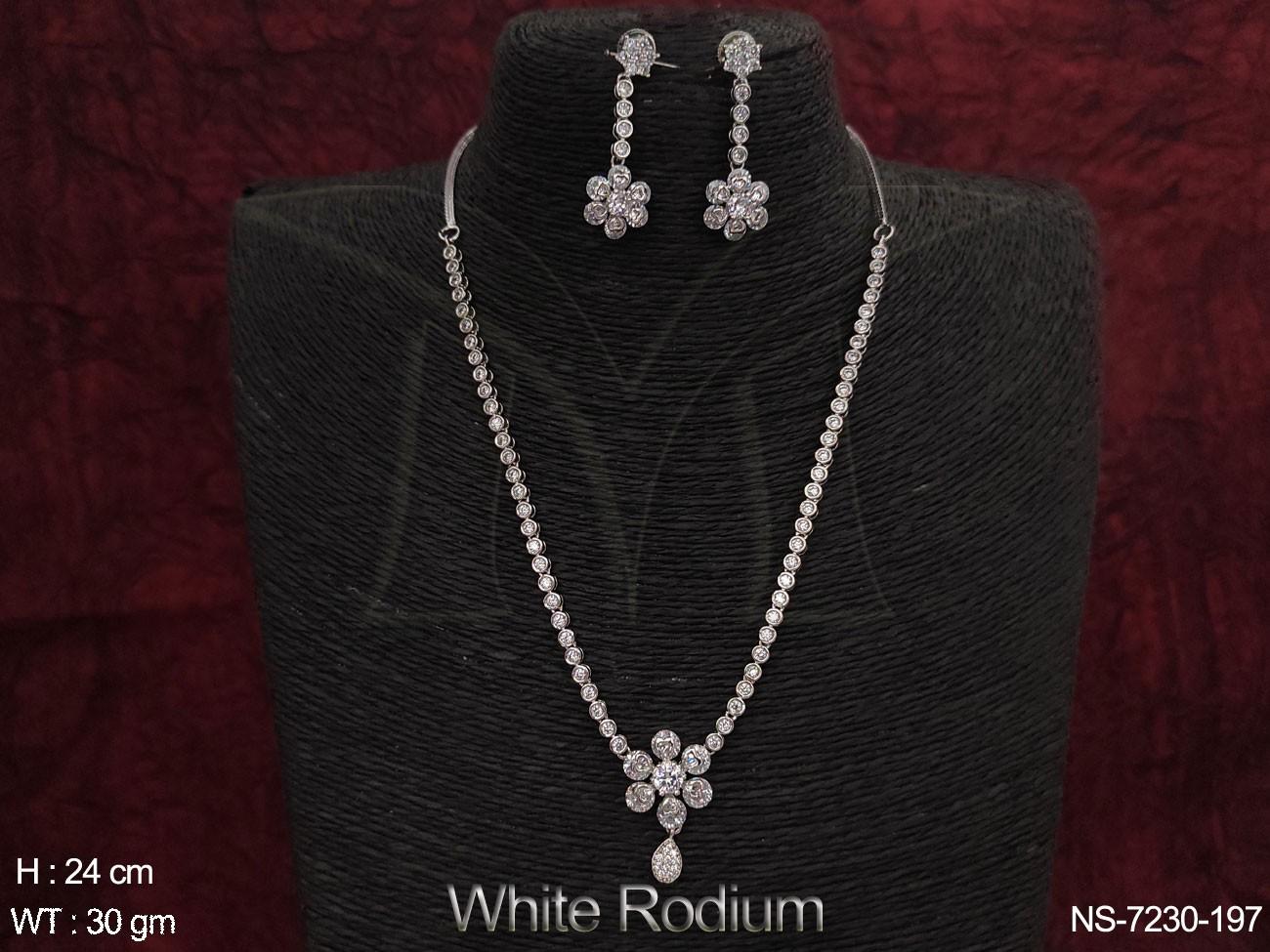 NS-7230-197-WHITE