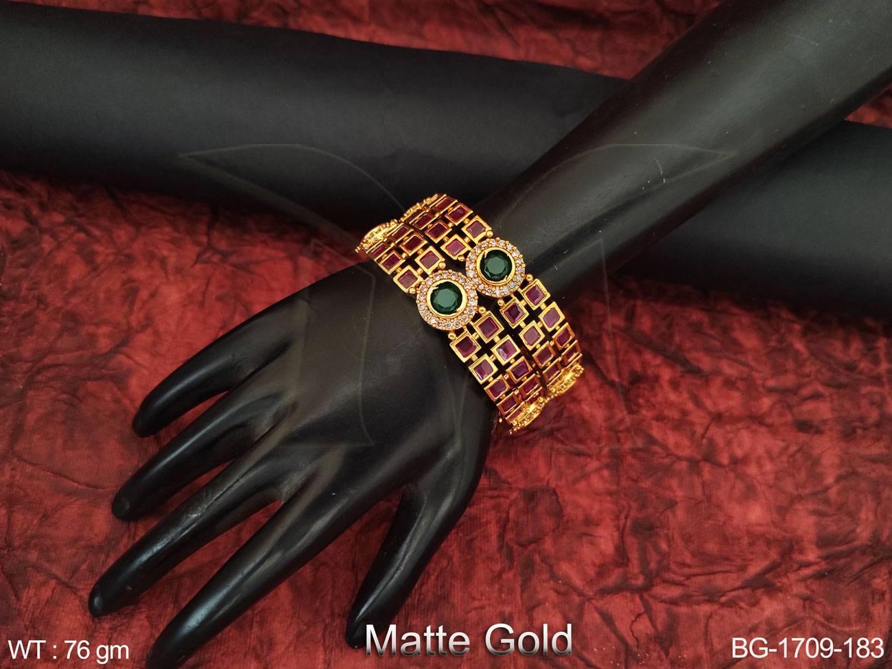 BG-1709-183-RUBY GREEN/2 X 2