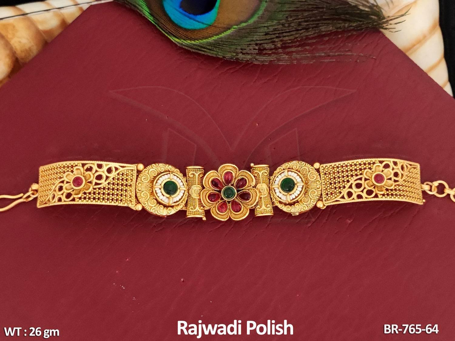 BR-765-64-RUBY GREEN