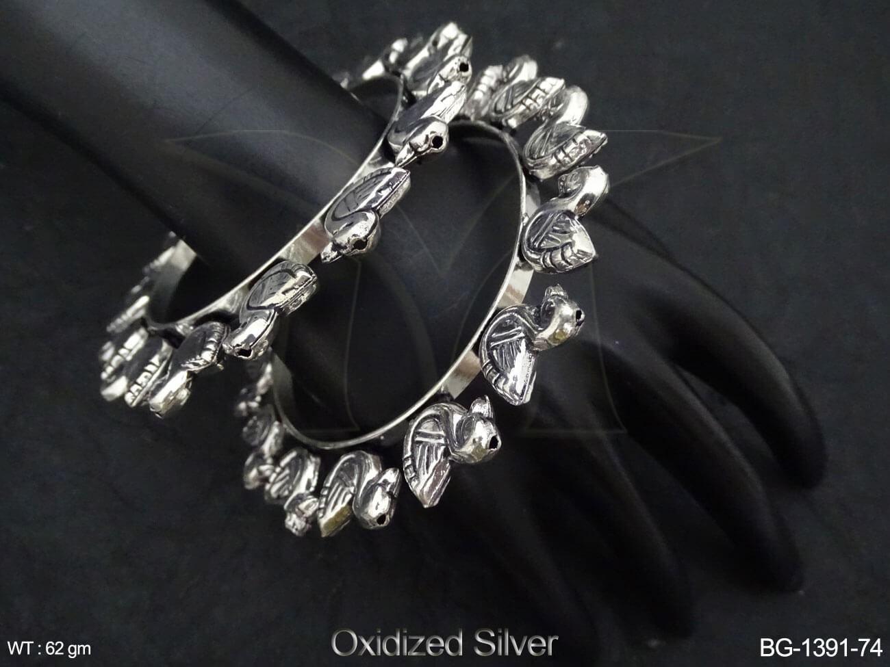 BG-1391-74-OXCID SILVER/2 X 2