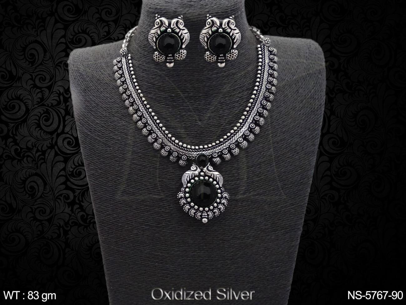 NS-5767-90-BLACK