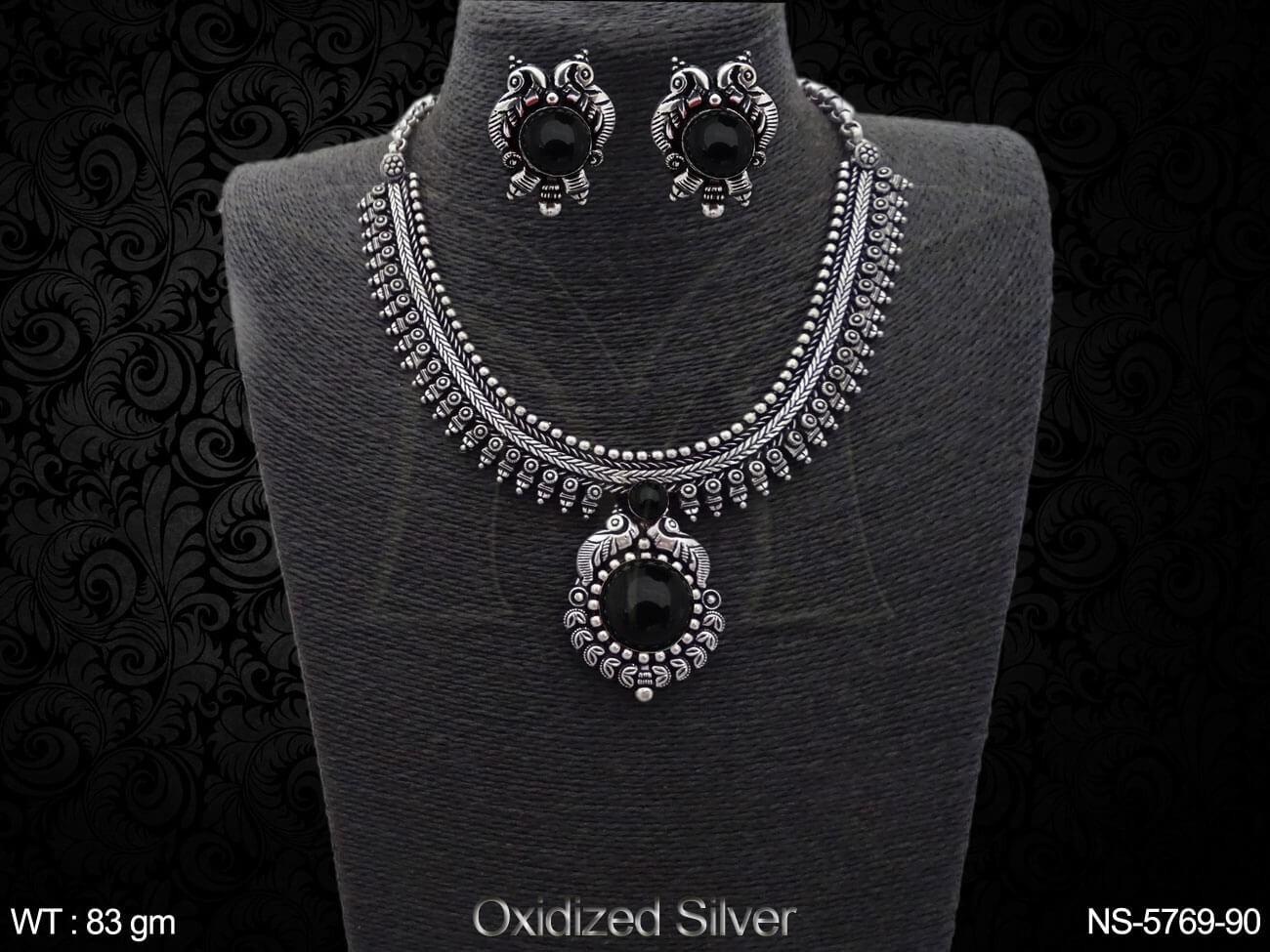 NS-5769-90-BLACK