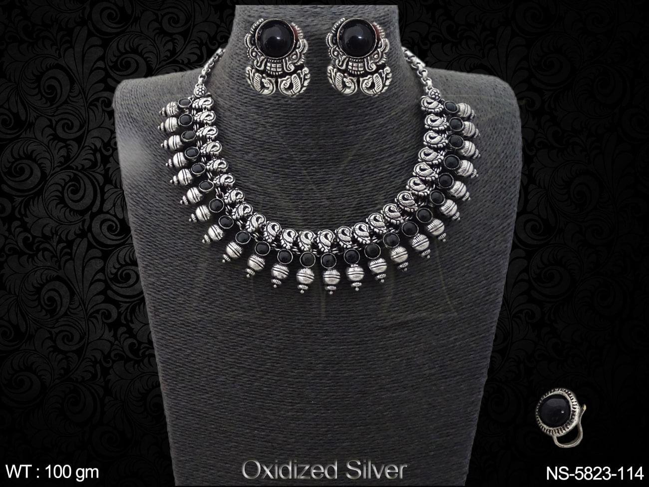NS-5823-114-BLACK