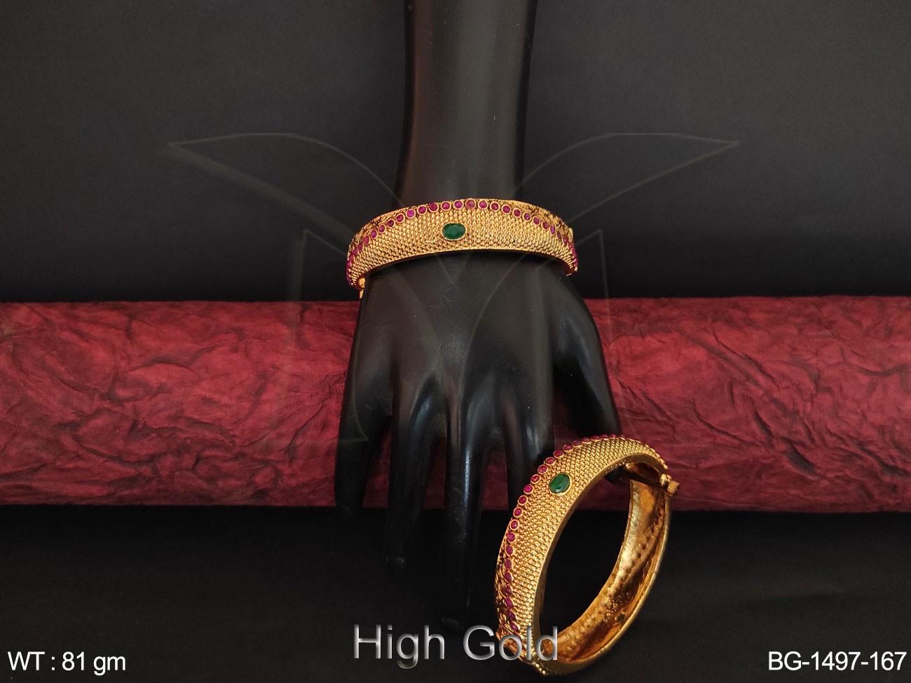 BG-1497-167-RUBY GREEN/2 X 2