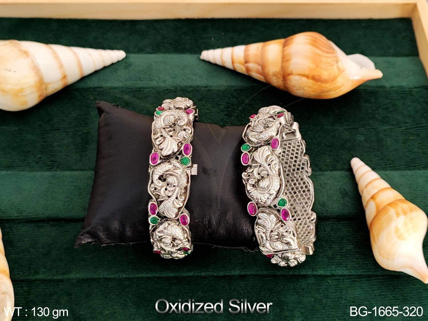 BG-1665-320-RUBY GREEN/2 X 2