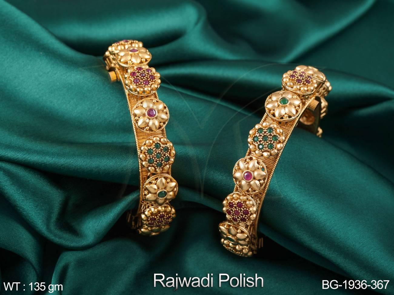 BG-1936-367-RUBY GREEN/2 X 2