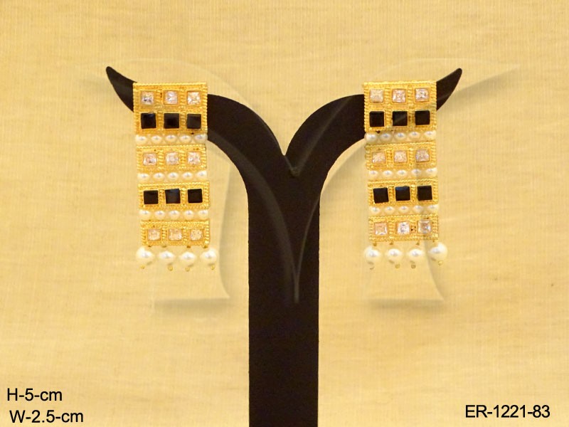ER-1221-83-BLACK
