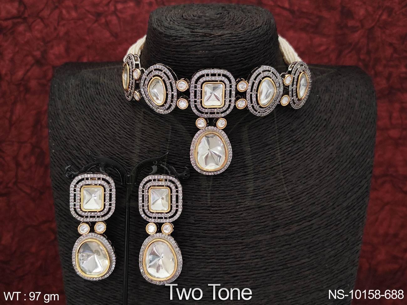 NS-10158-688-WHITE