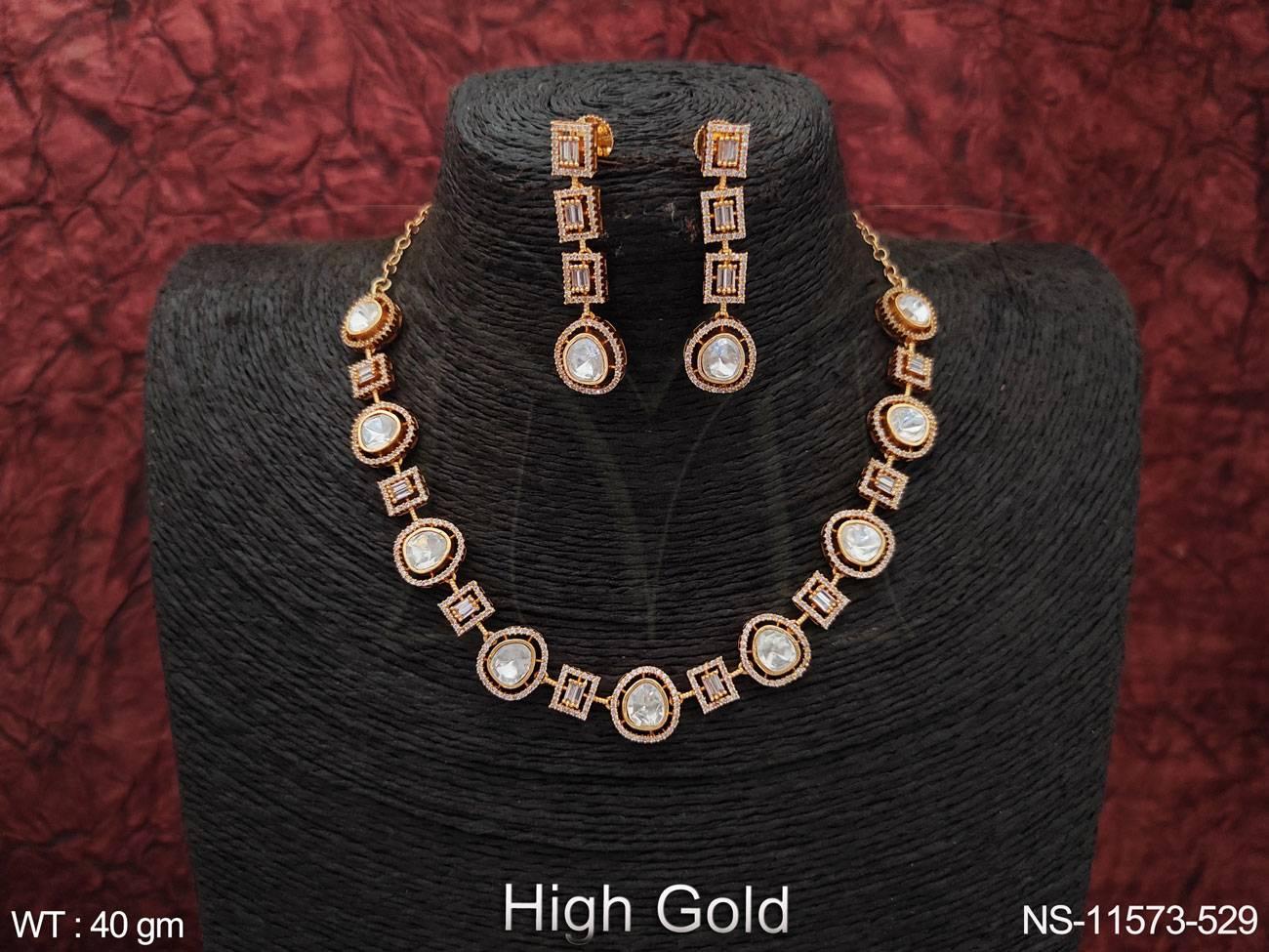 NS-11573-529-WHITE