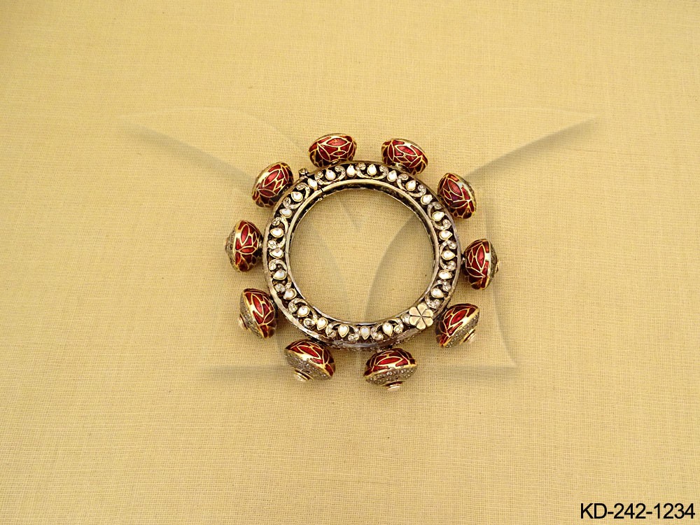 KD-242-1234-WHITE