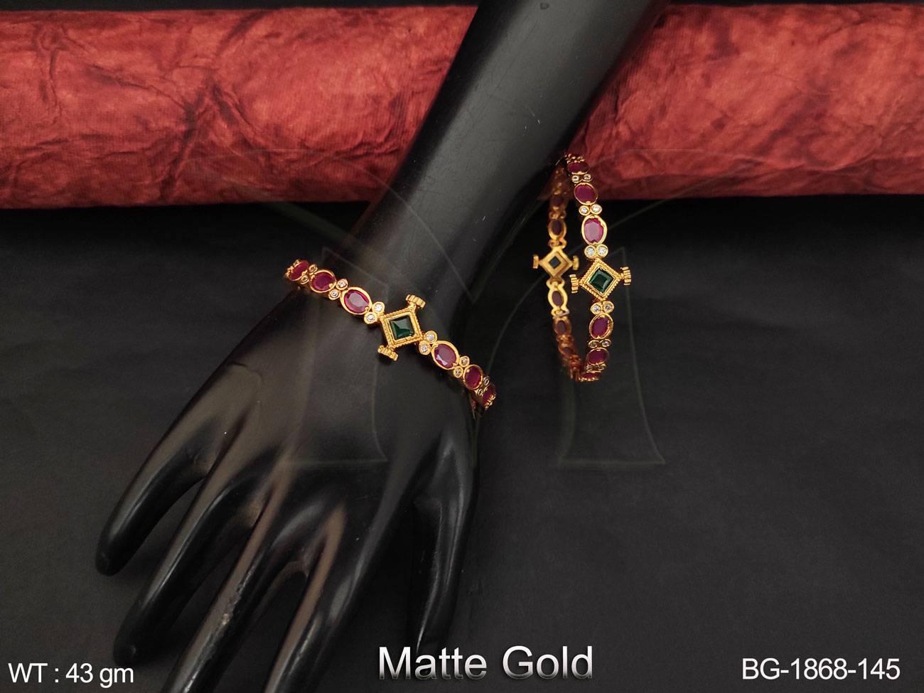 BG-1868-145-RUBY GREEN/2 X 2