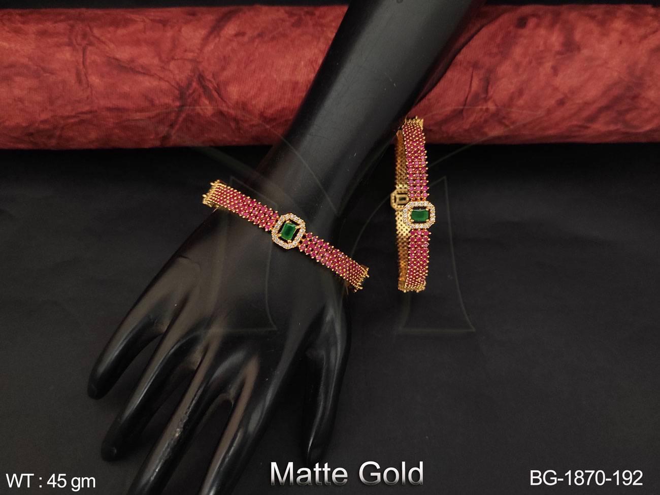 BG-1870-192-RUBY GREEN/2 X 2