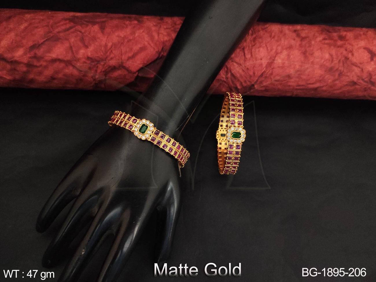 BG-1895-206-RUBY GREEN/2 X 2