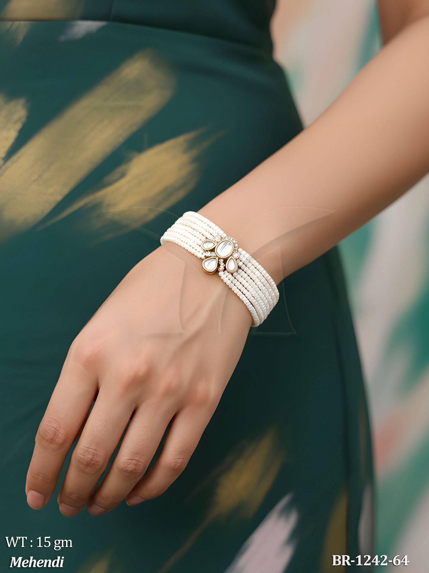 BR-1242-64-WHITE