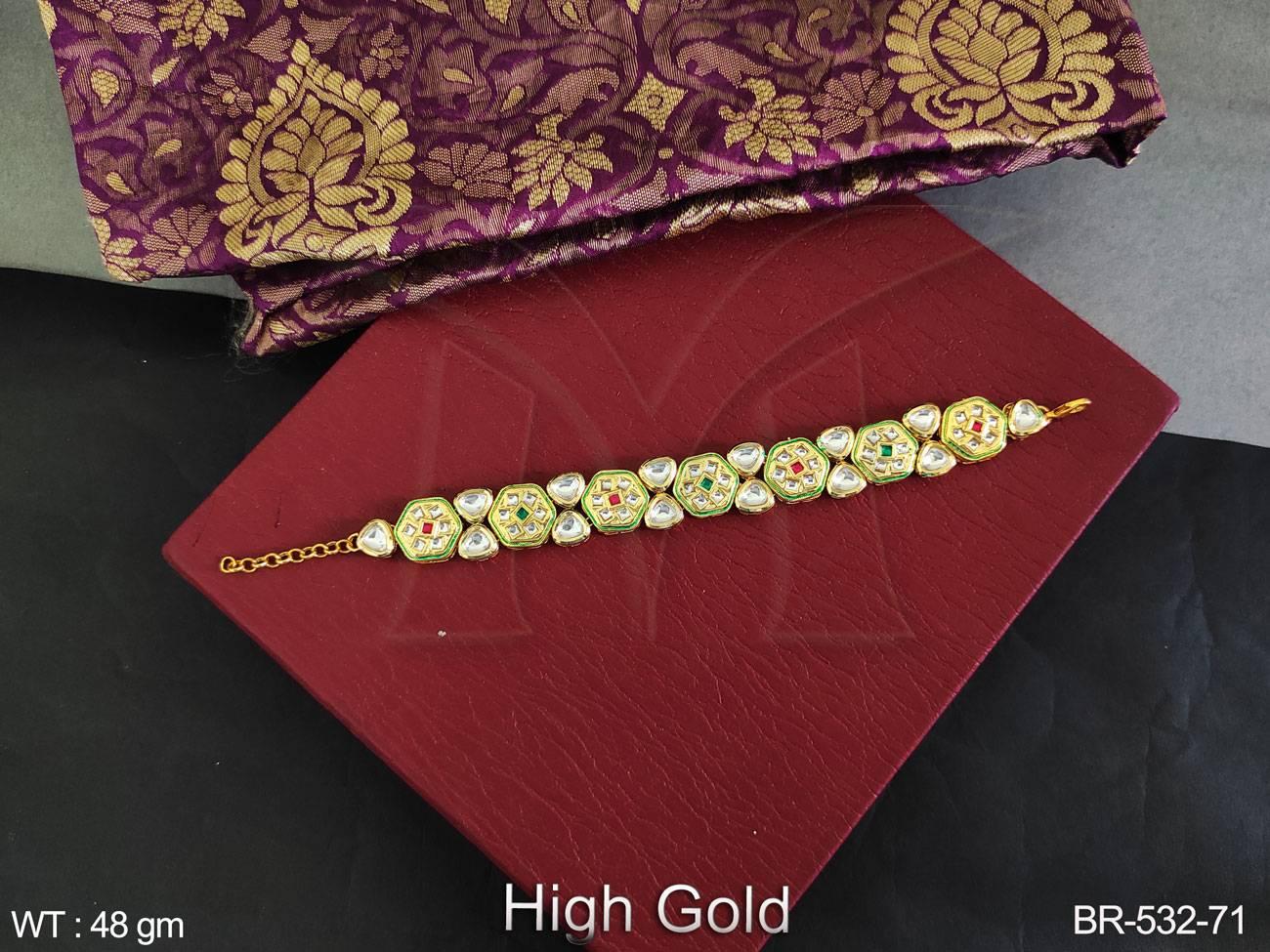 BR-532-71-RUBY GREEN