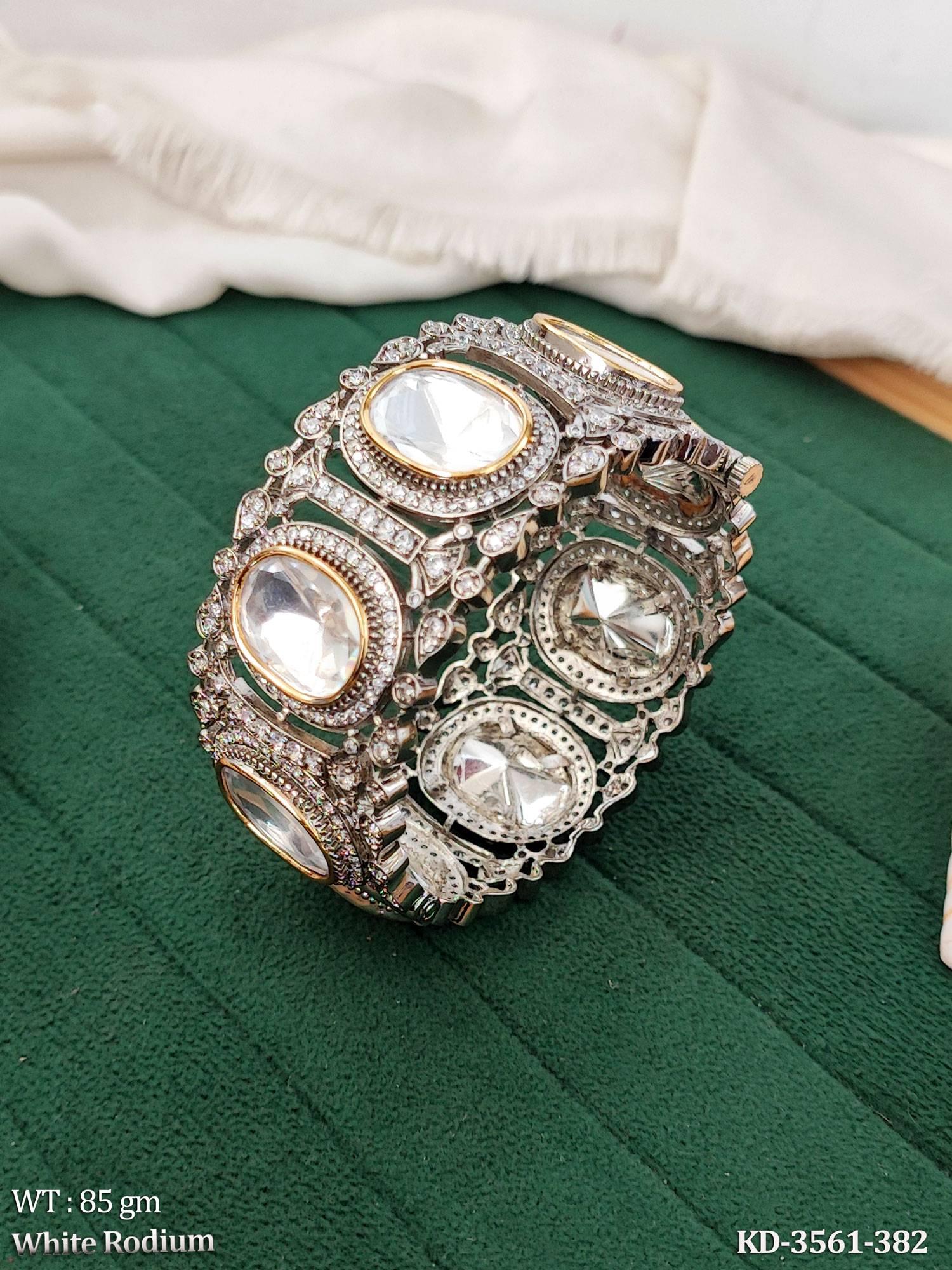 KD-3561-382-WHITE