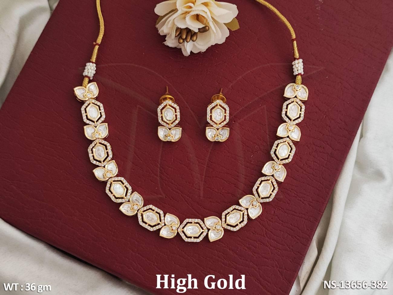 NS-13656-382-WHITE