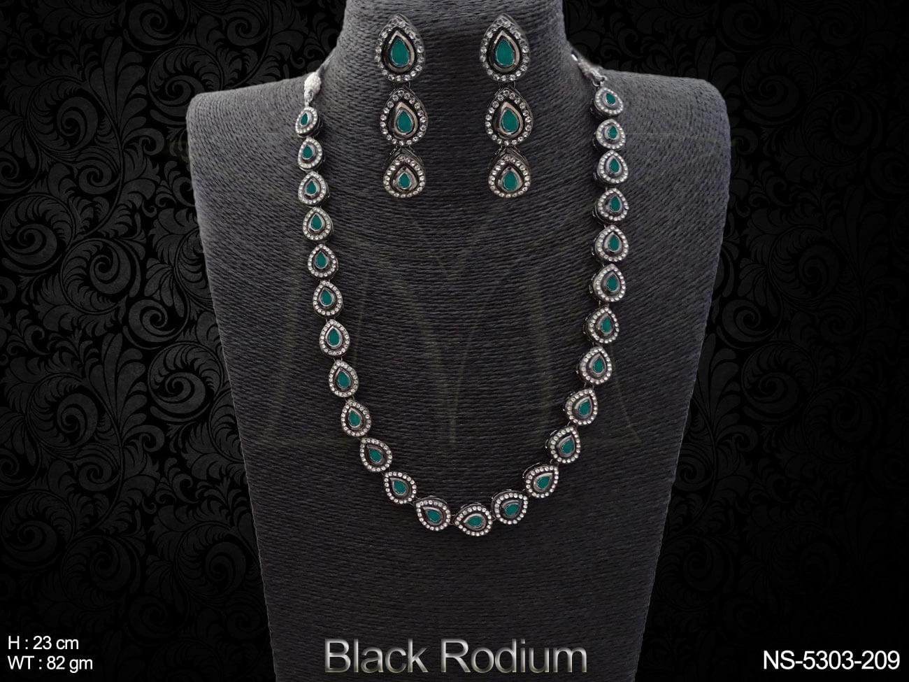 NS-5303-209-GREEN