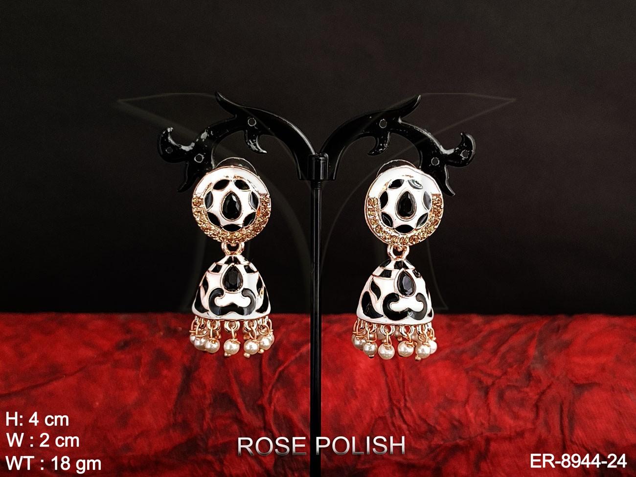 ER-8944-24-BLACK WHITE