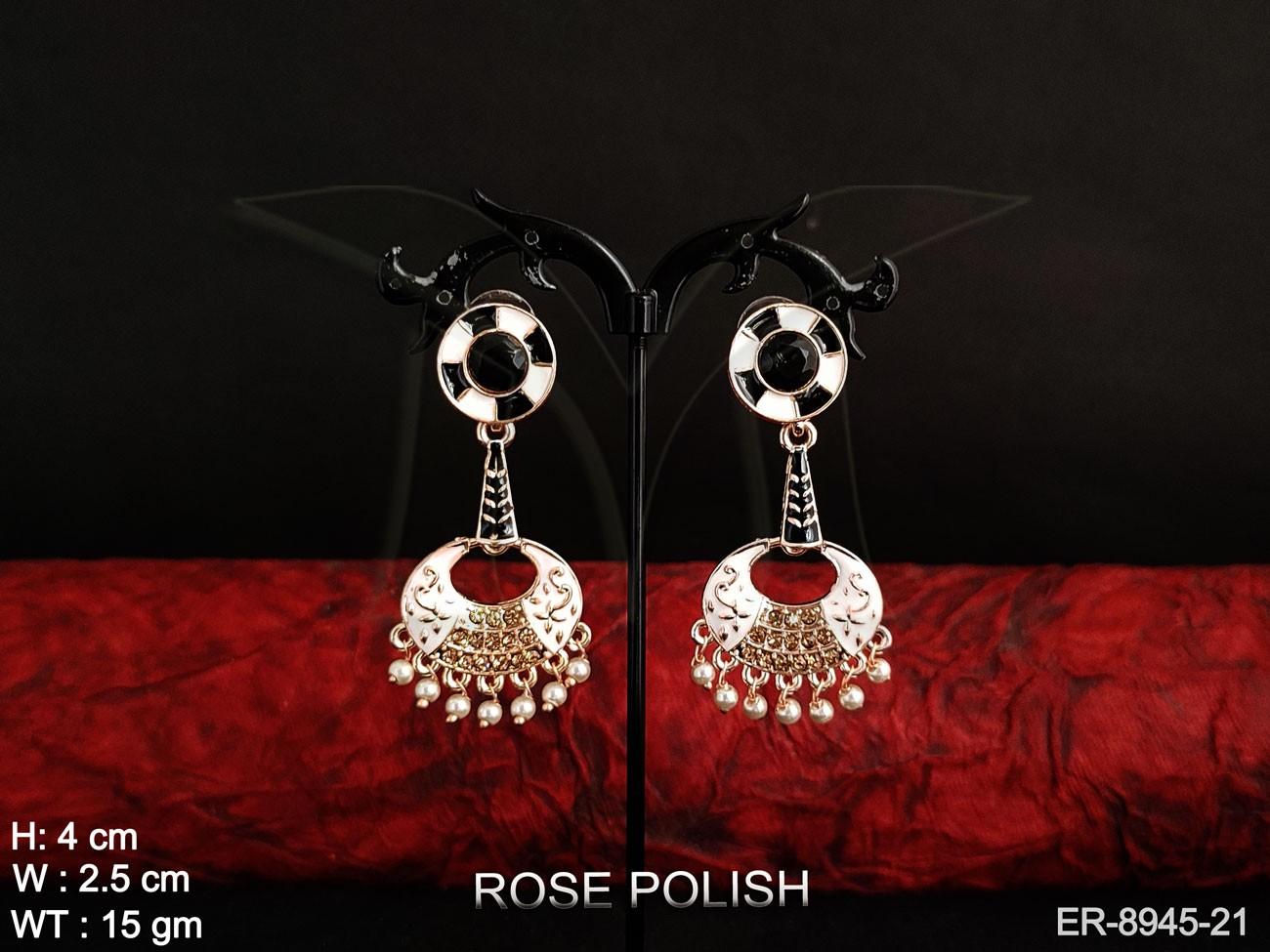 ER-8945-21-BLACK WHITE