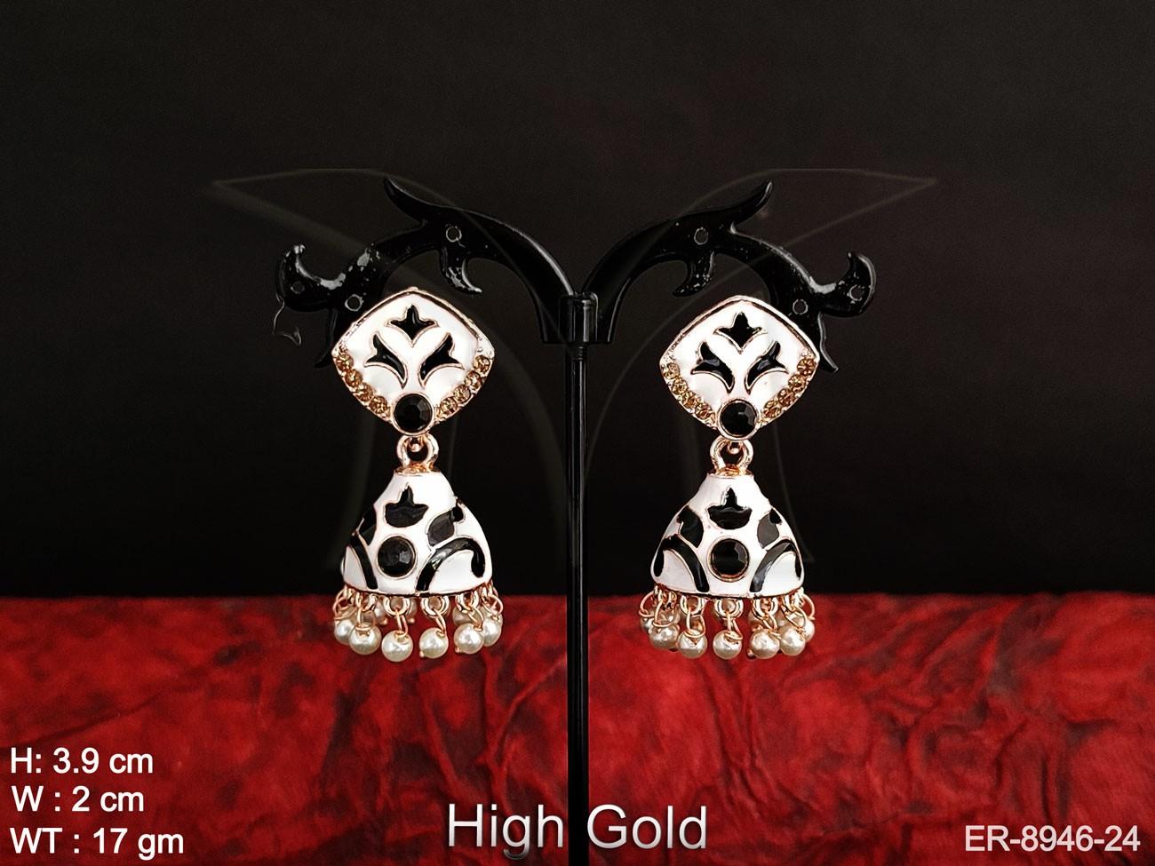 ER-8946-24-BLACK WHITE