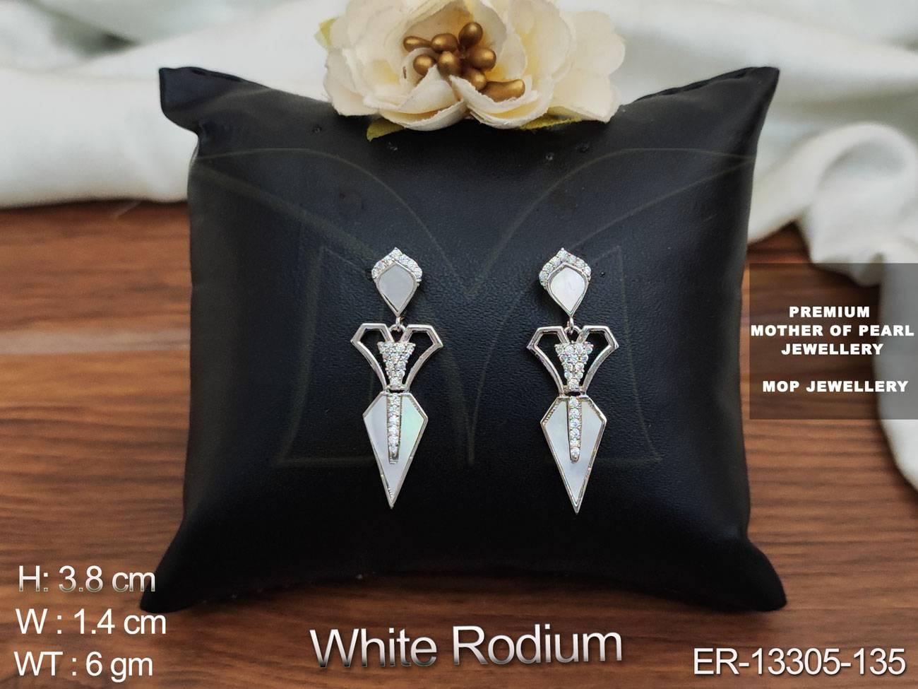 ER-13305-135-WHITE