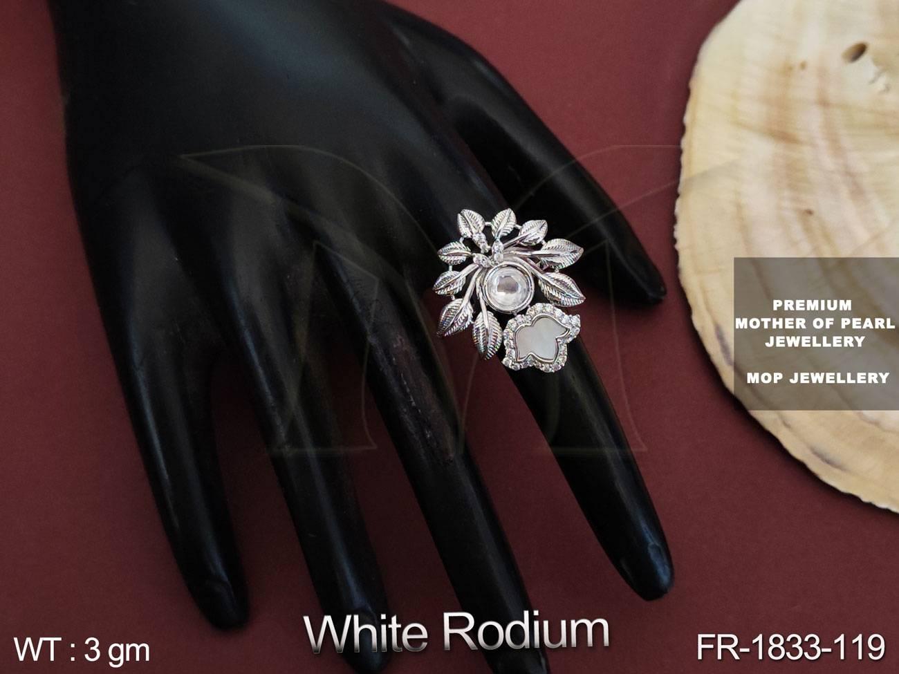 FR-1833-119-WHITE