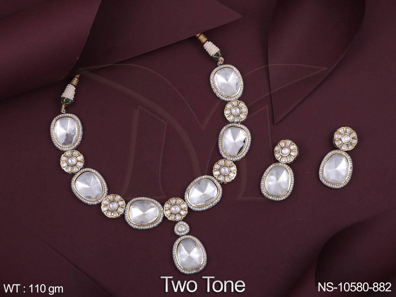 NS-10580-882-WHITE