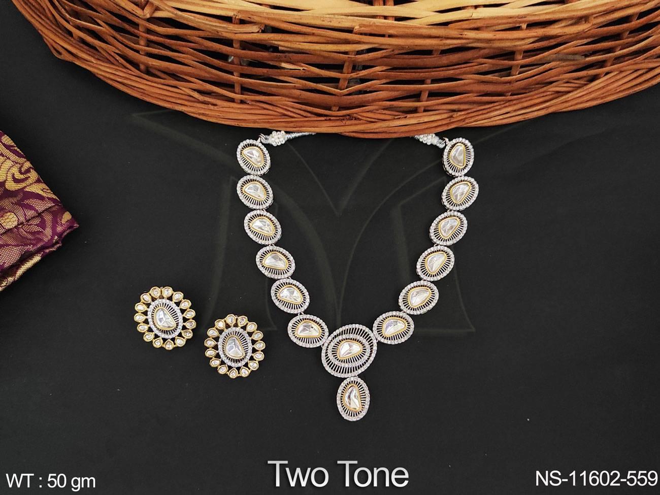 NS-11602-559-WHITE