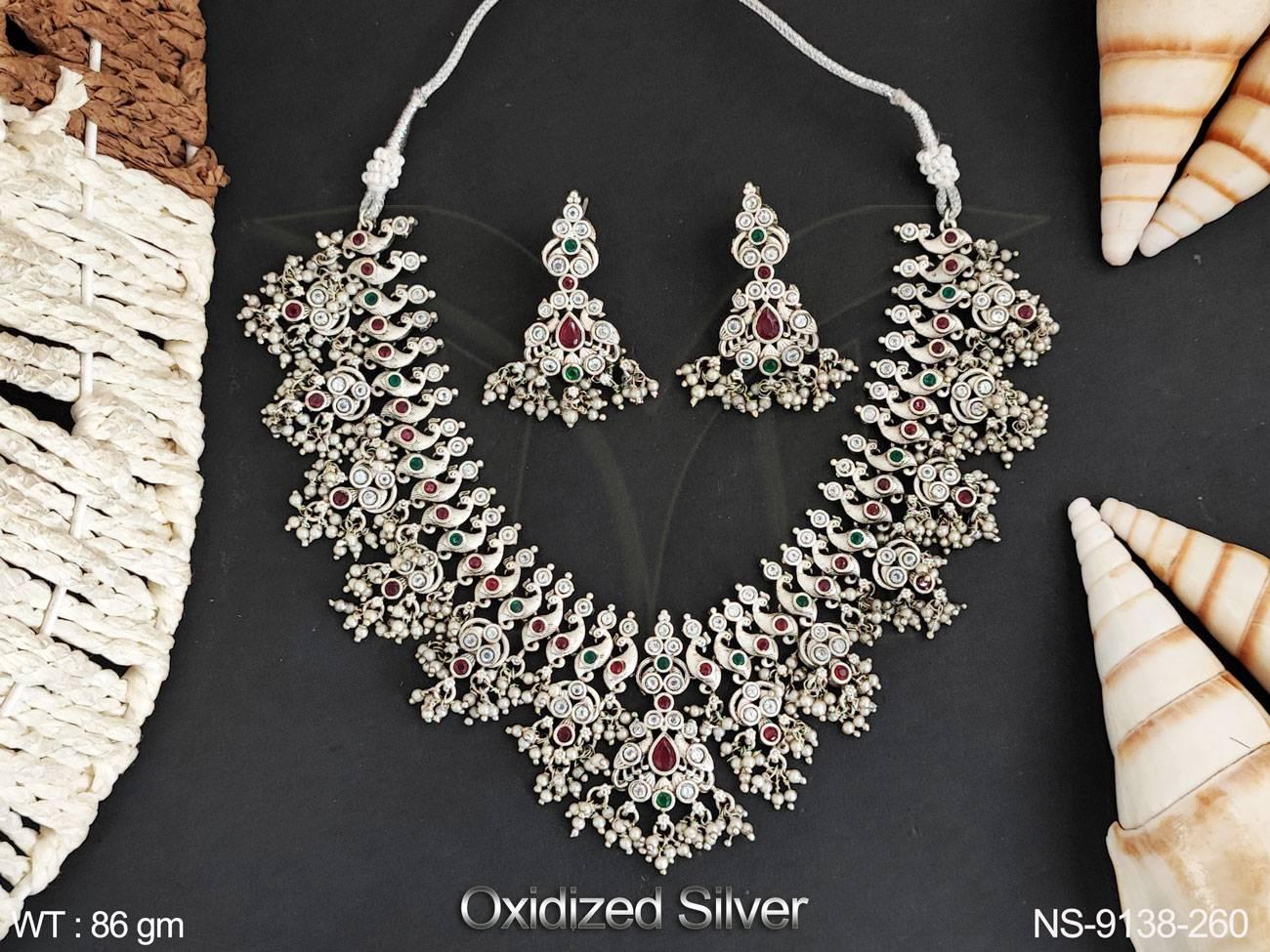 NS-9138-260-Ruby green white