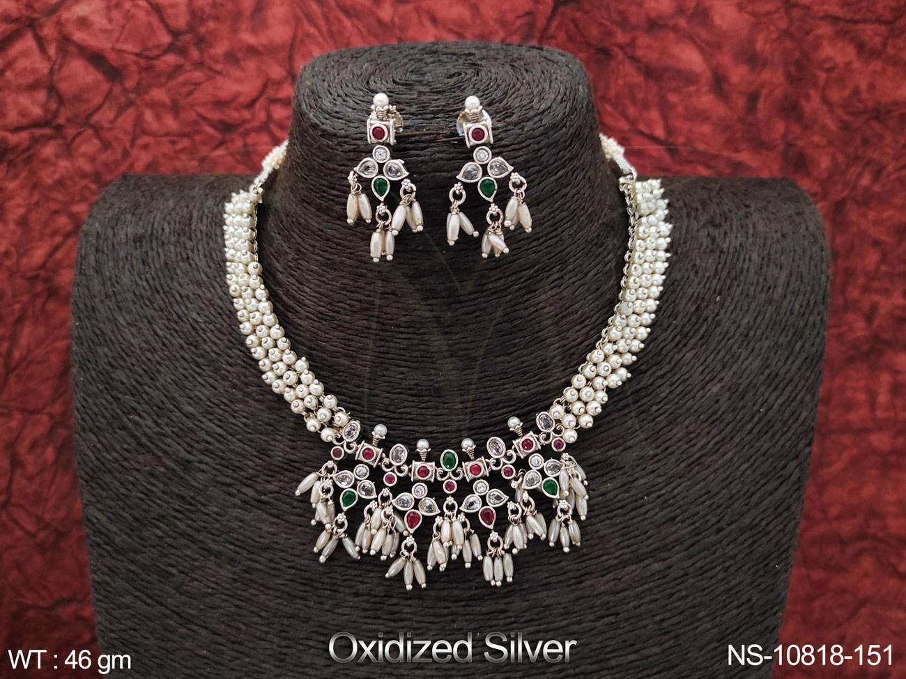 NS-10818-151-Ruby green white