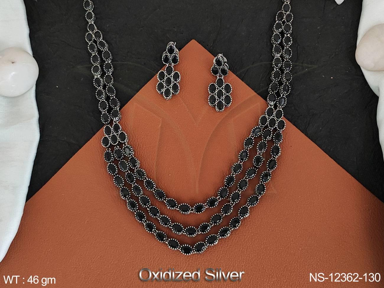 NS-12362-130-BLACK