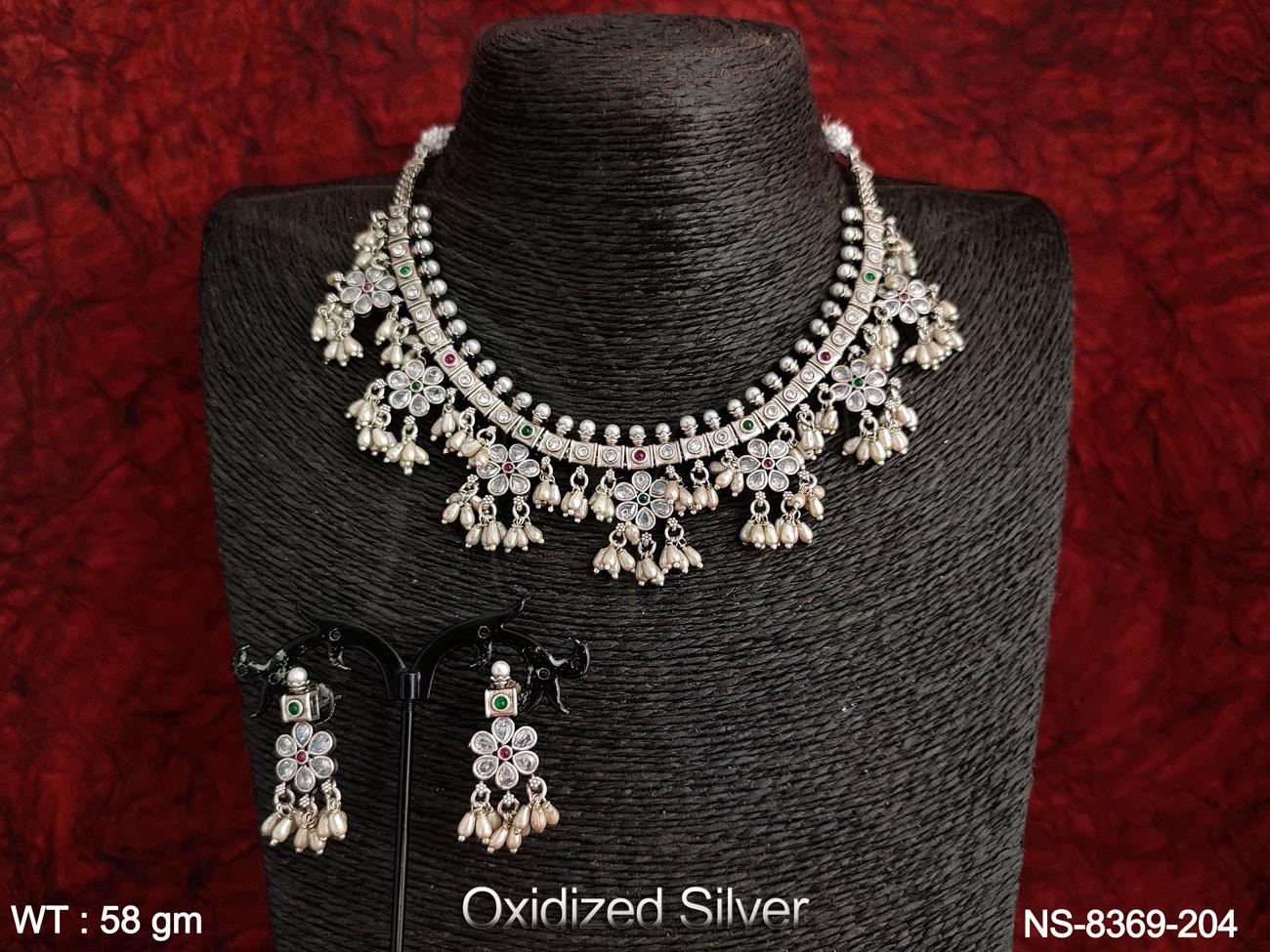 NS-8369-204-Ruby green white