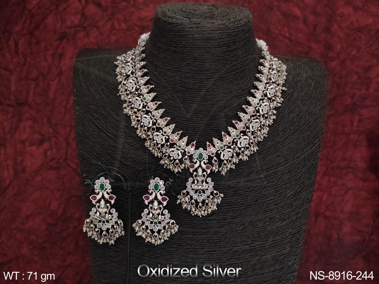 NS-8916-244-Ruby green white