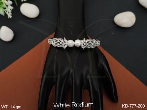 KD-777-200-WHITE